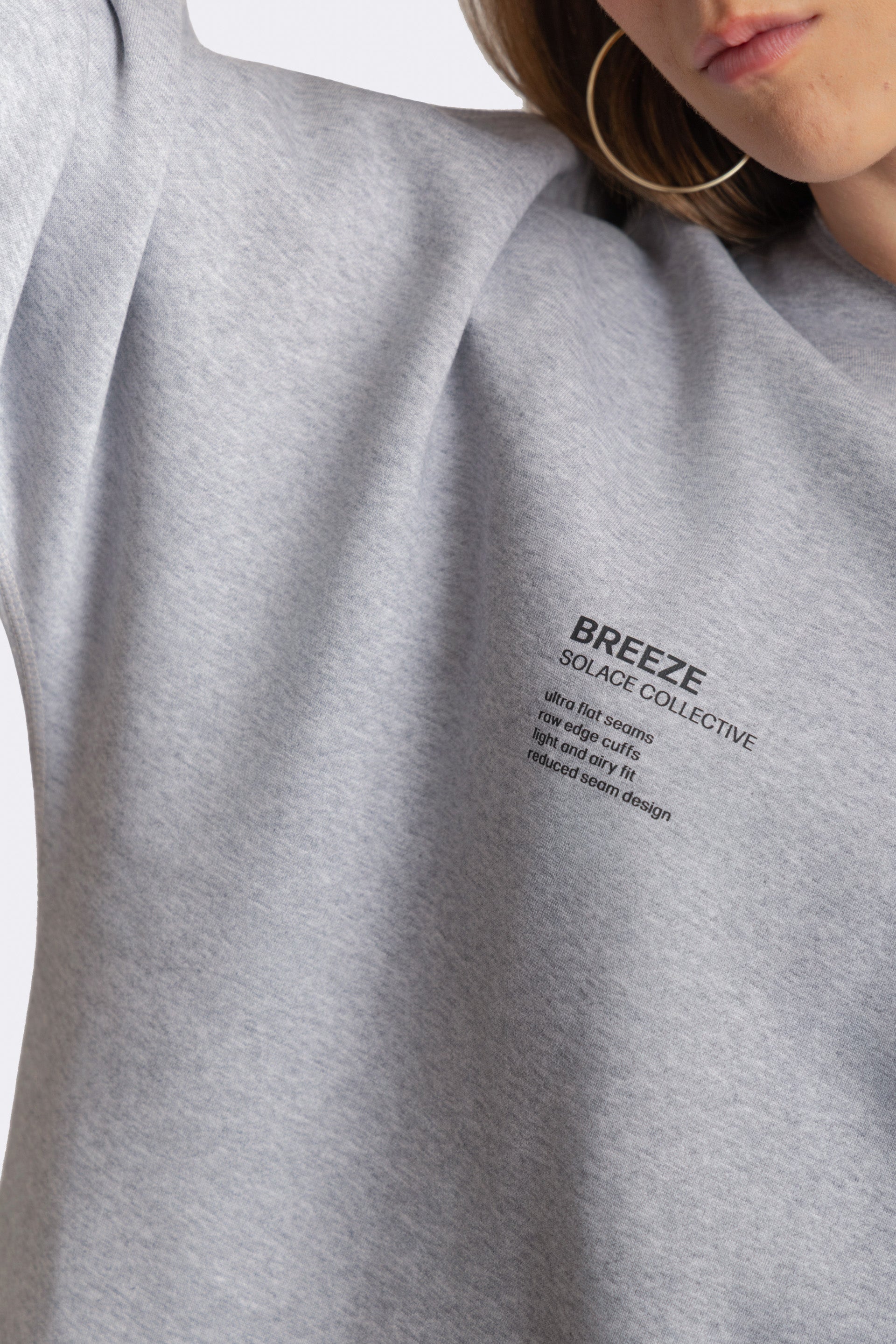 BREEZE CREW NECK HEATHER GRAY [pre-order only]