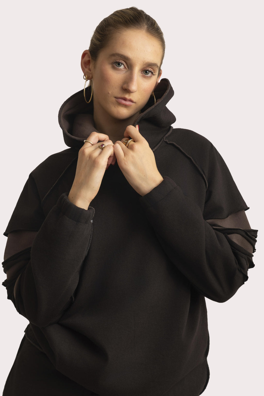 FRAY HOODIE BLACK [pre-order only]