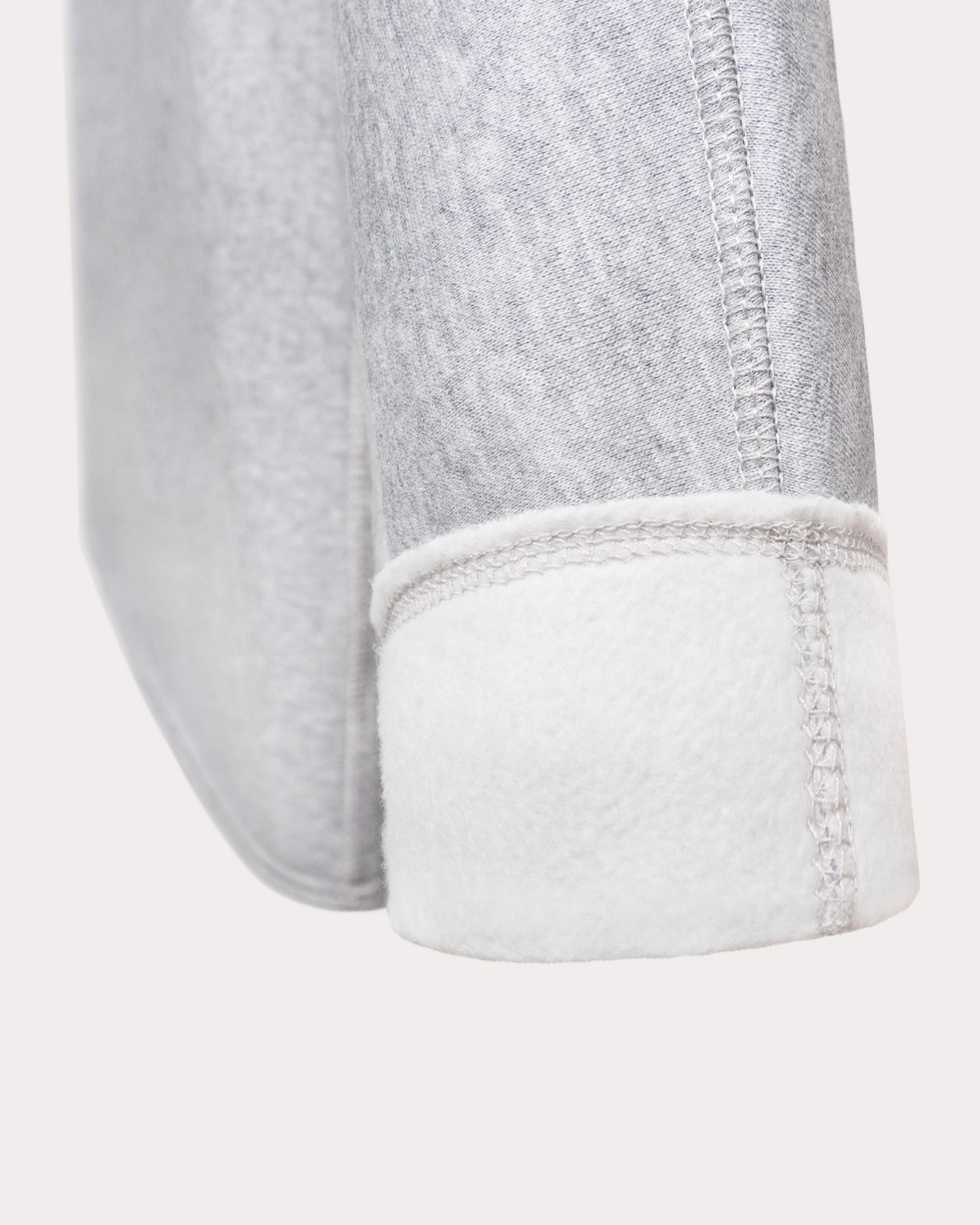 BREEZE CREW NECK HEATHER GRAY [pre-order only]